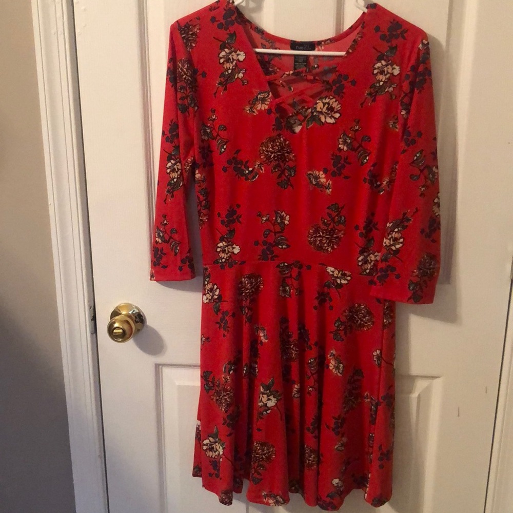 Cleaning out my closet! DISCOUNTS ON BUNDLES!!